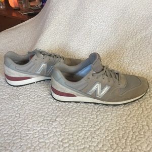 New Balance 696 Women’s size 9.5